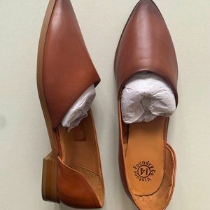 Vintage Foundry Co. Corrine Flat - Cognac